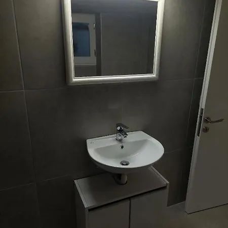 Apartamento Angelos House 2 *